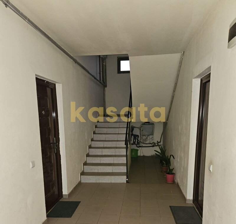 Bragadiru 2 camere et.1, curte proprie 70 mp, parcare