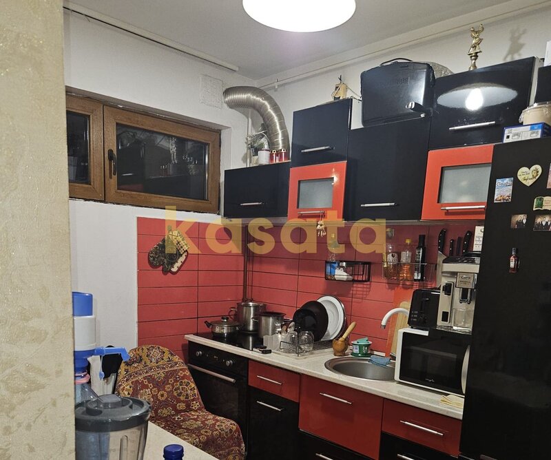 Bragadiru 2 camere et.1, curte proprie 70 mp, parcare